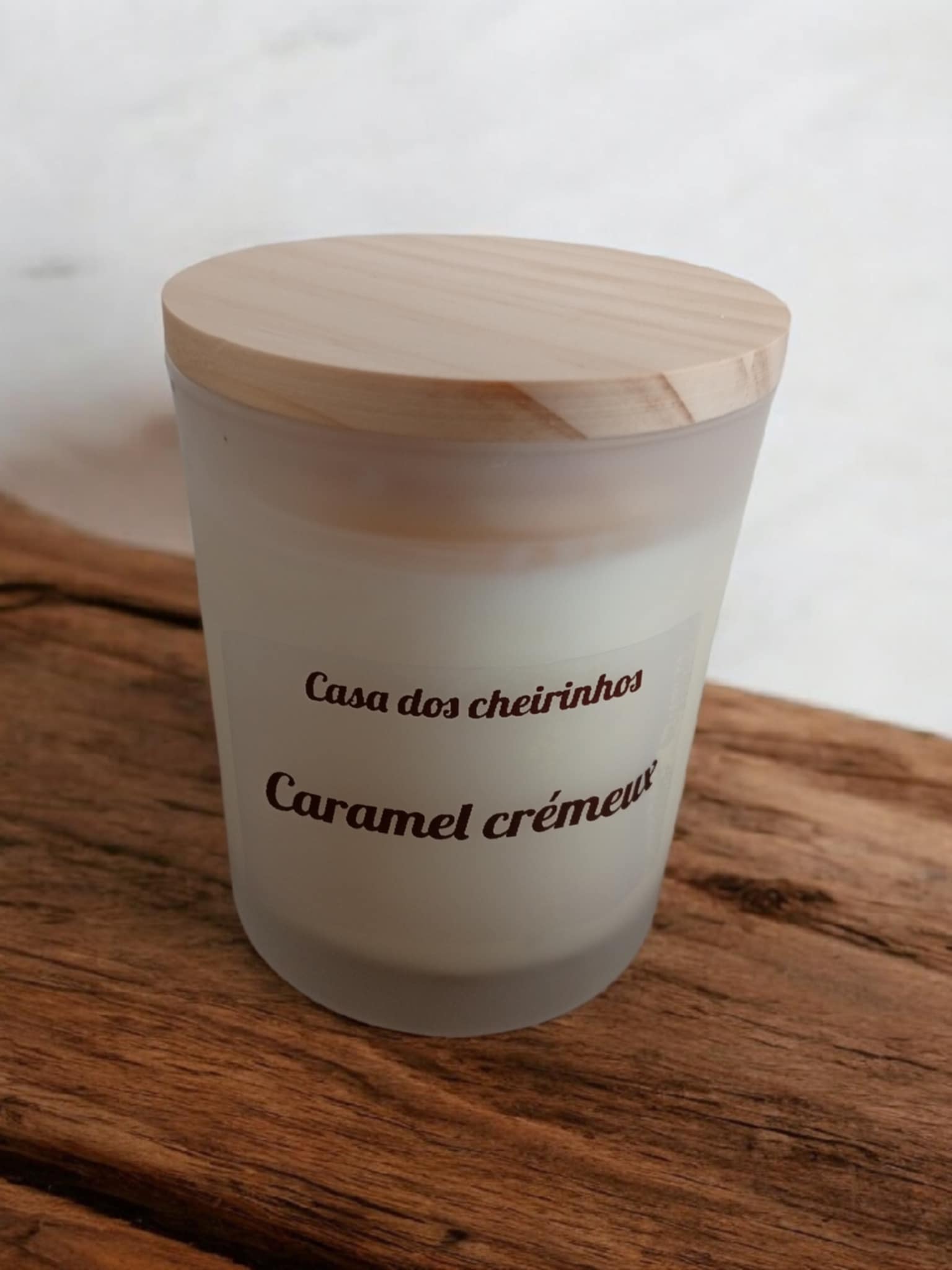 Creamy caramel candle