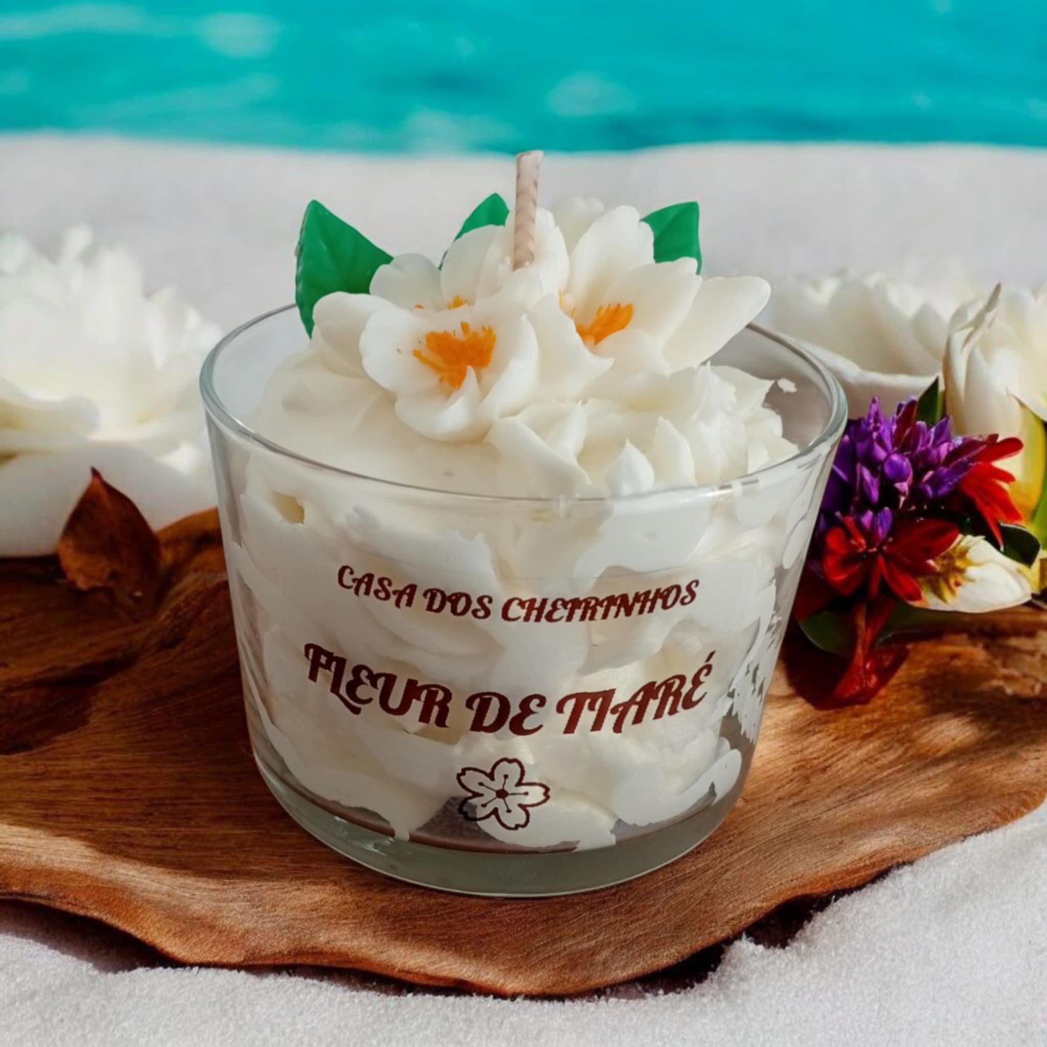Tiare flower candle